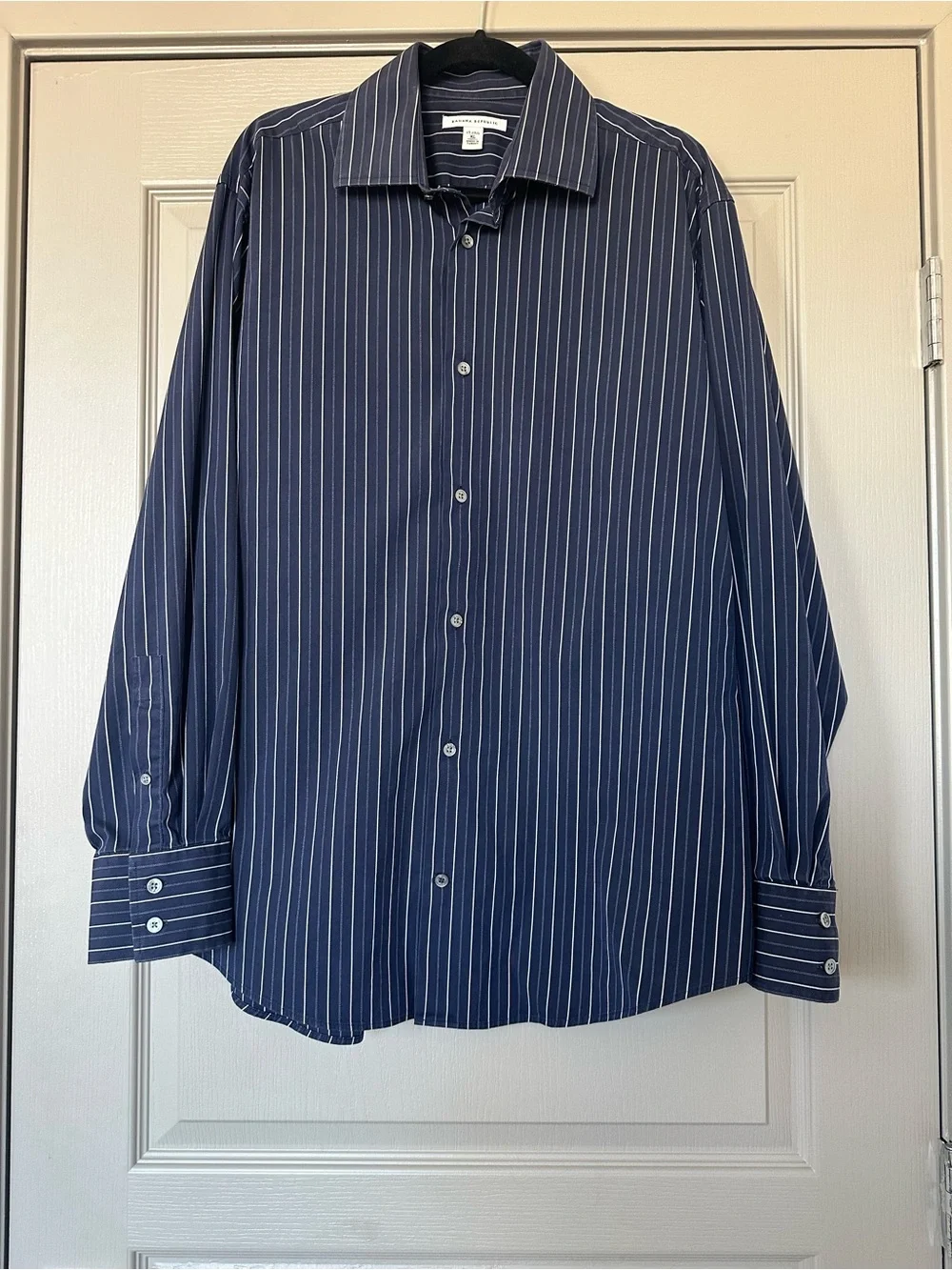 Banana Republic Men’s 17 1/2 XL Blue White Stripe Stretch Dress Shirt